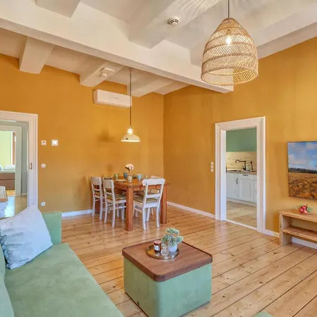 Gorgeous In With Sauna Apartment *